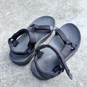 Kid’s Teva Sandal
